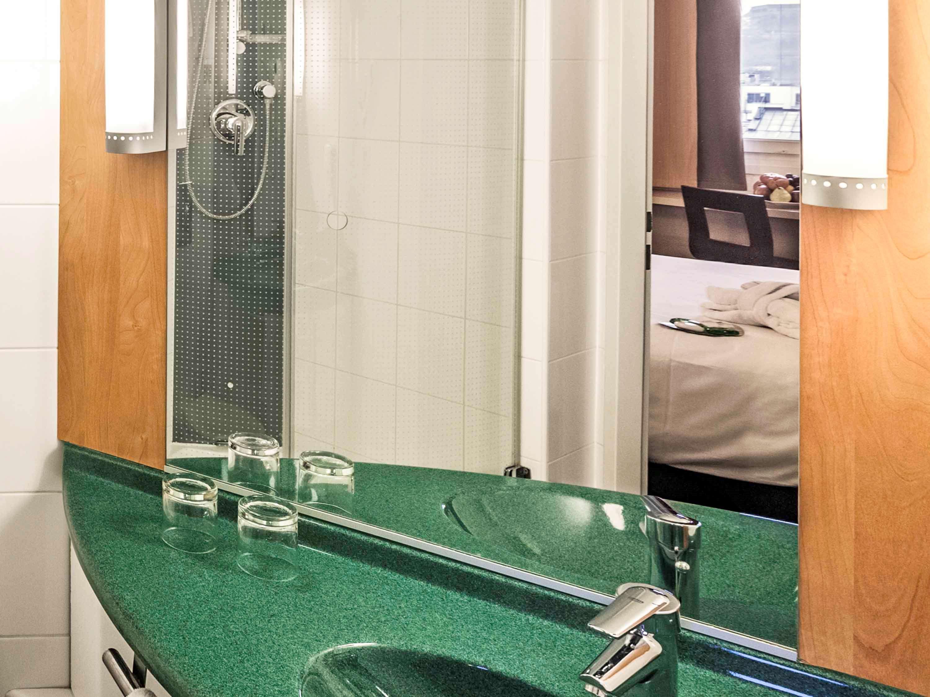 Ibis Old Town 3*